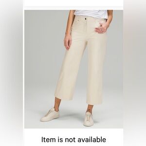 Lululemon cropped pants
